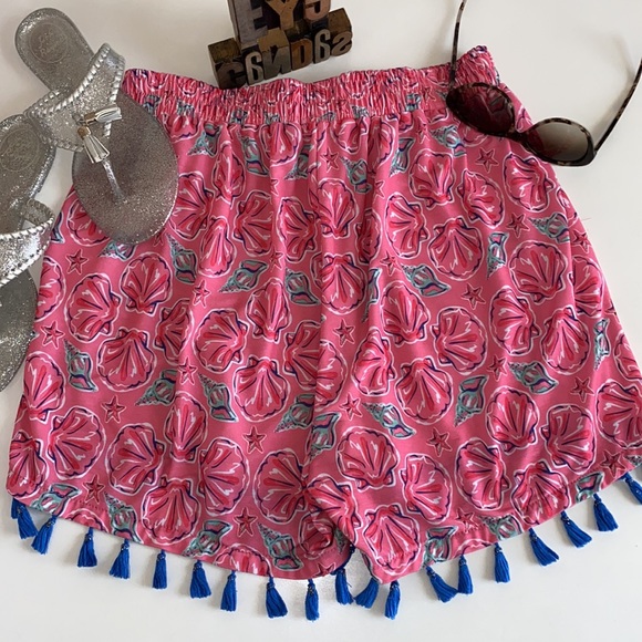 🎀SIMPLY SOUTHERN COLLECTION ‘Wilmington’ Pink Tassel Shorts - Picture 7 of 8